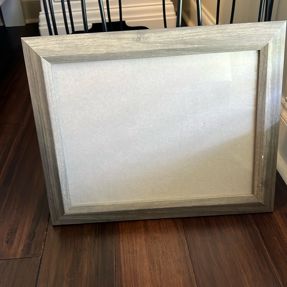 Fits a 10.5 x 13.5 picture